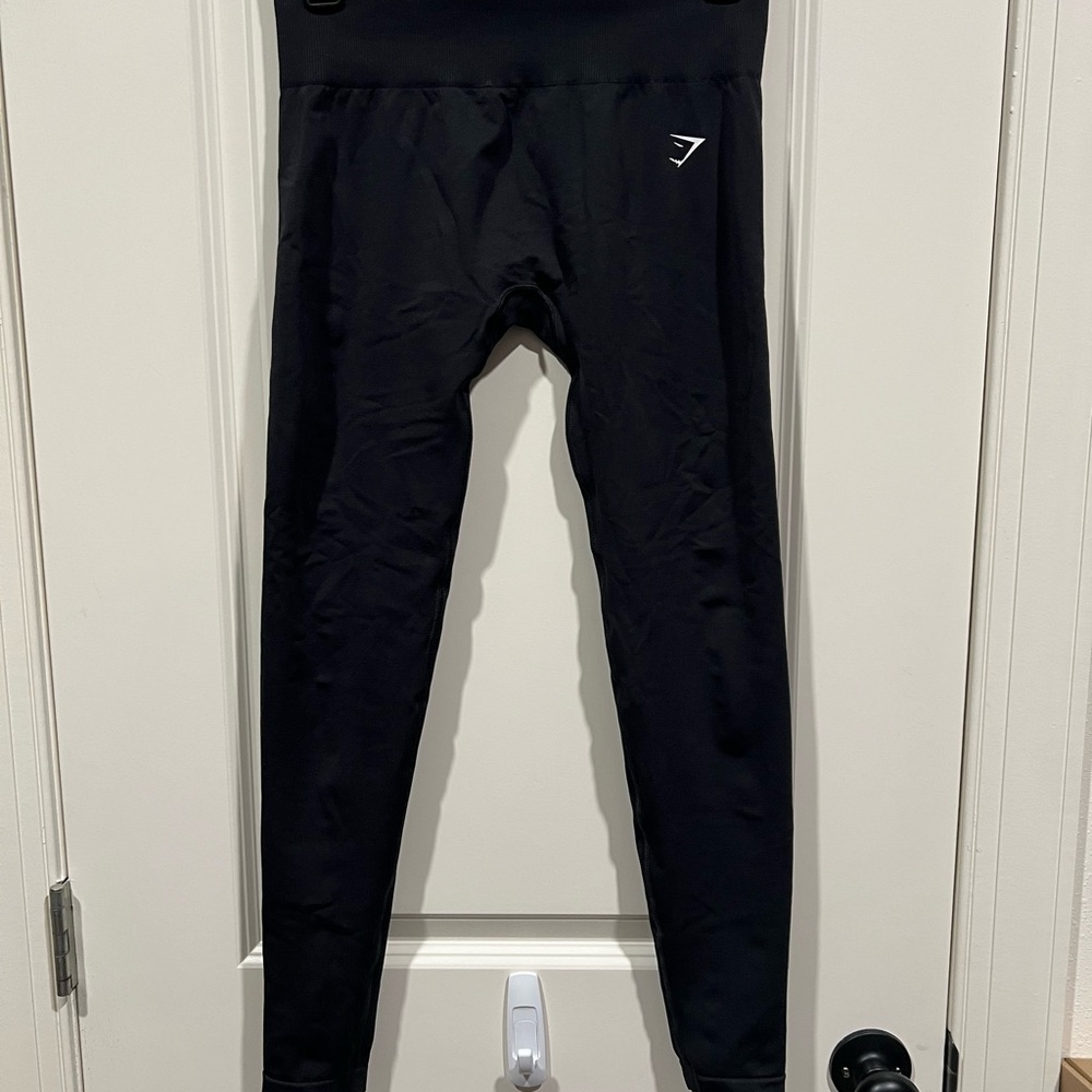 Women’s gymshark leggings.
